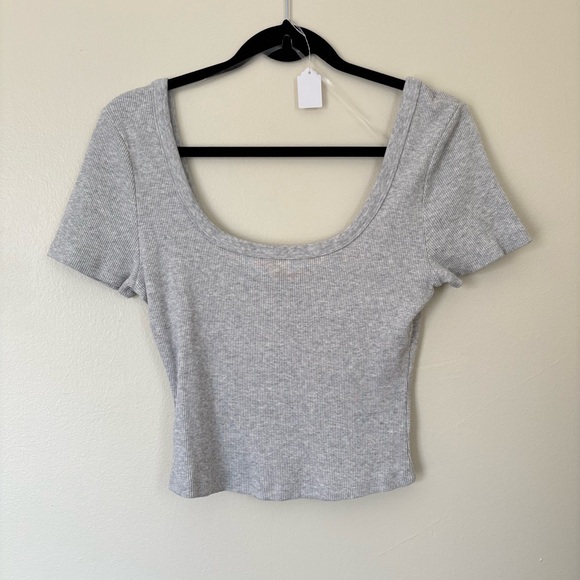 Universal Thread Tops - Universal Threads | Scoop Neck Crop Top | Size Small